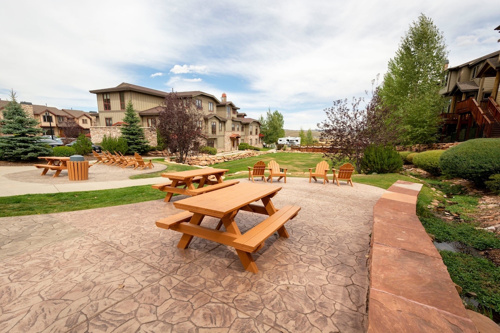 Stunning Mountain Views-Bear Hollow 4402-Spacious 3Bedrooms Near Canyons Village