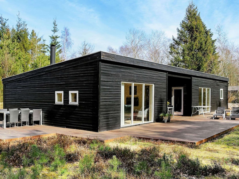 10 Person Holiday Home in Hadsund view 3