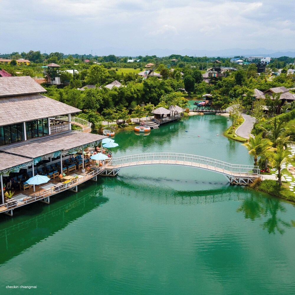 Buffalo Island Resort