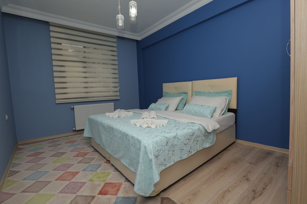 Guven Suite House