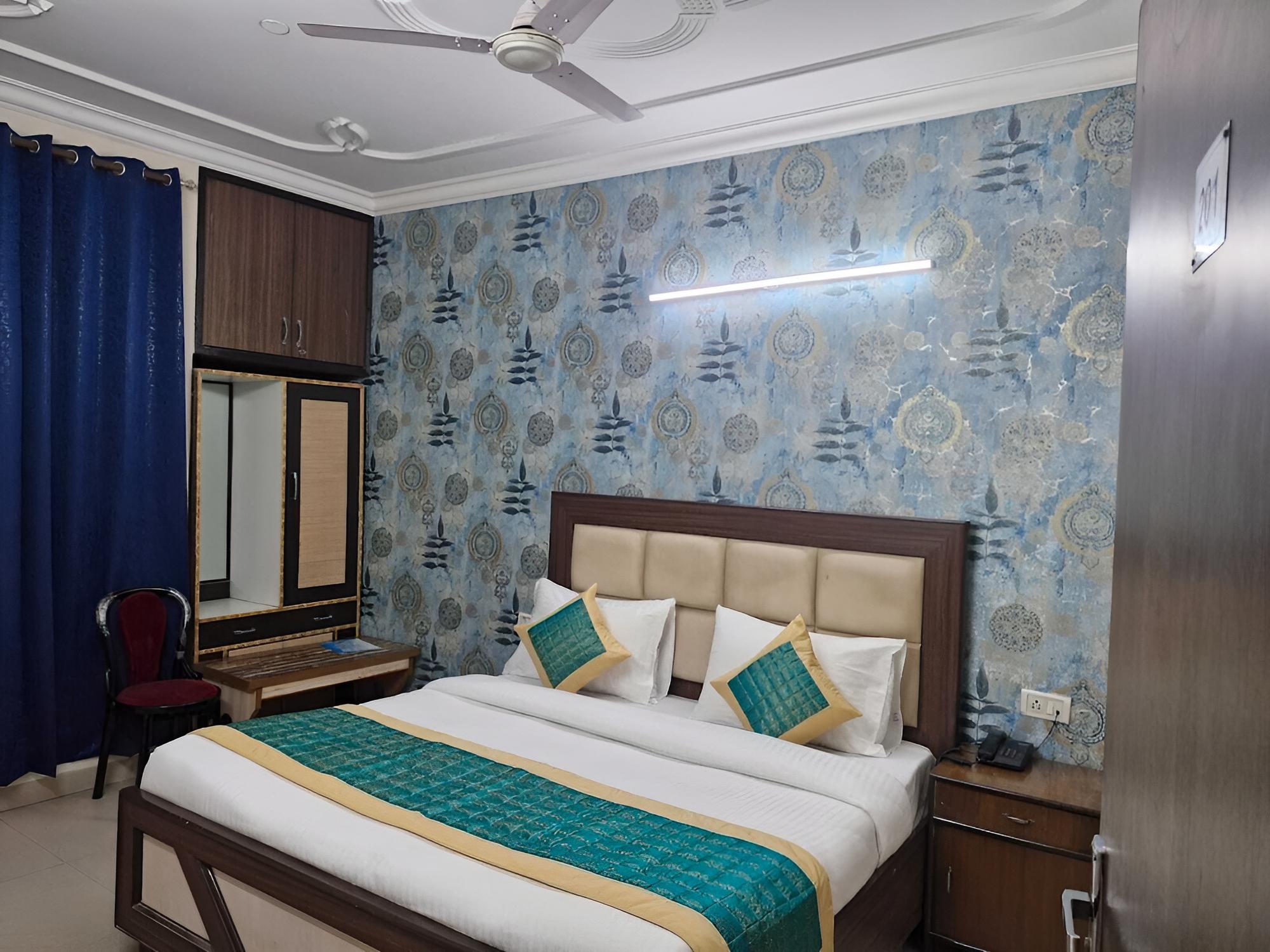 Airport Hotel Mayank Residency