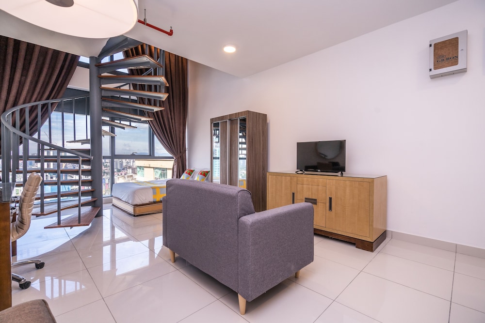 OYO Home 89599 Beautiful 2br 3 Towers