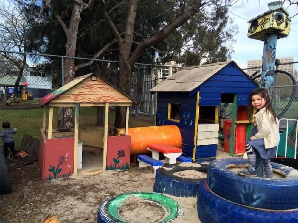 A Cozy Apt Near to Flemington Races, Free Parking