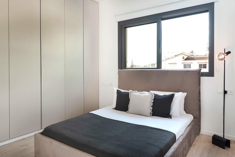 Phaedrus Living: Limassol Opalia Residences Amber