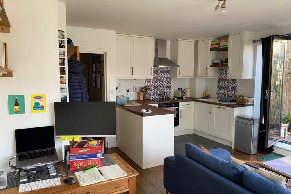 Homely 1 Bedroom Apartment in South East London