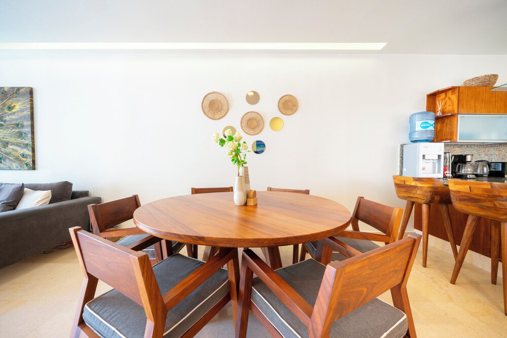 2 BR Condo with Rooftop Pool - Terrazas