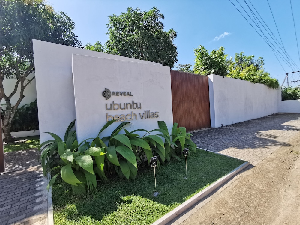 Ubuntu Beach Villas By Reveal