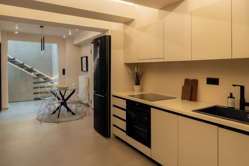 FOS Premium Apartments by halu