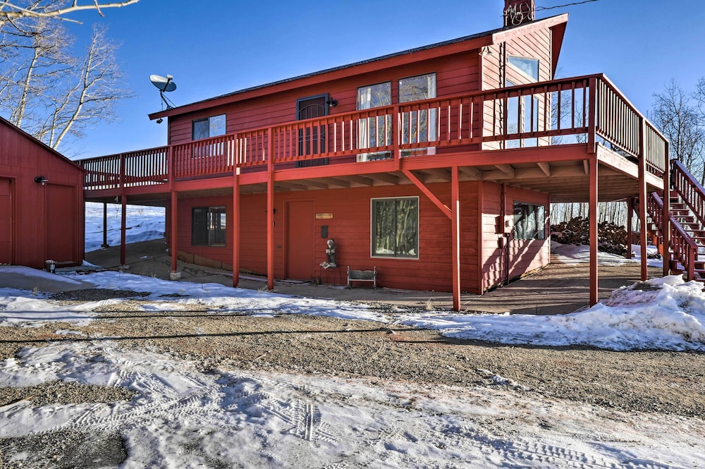 Fairplay Cabin w/ Mtn View ~ 4 Mi to Platte River!