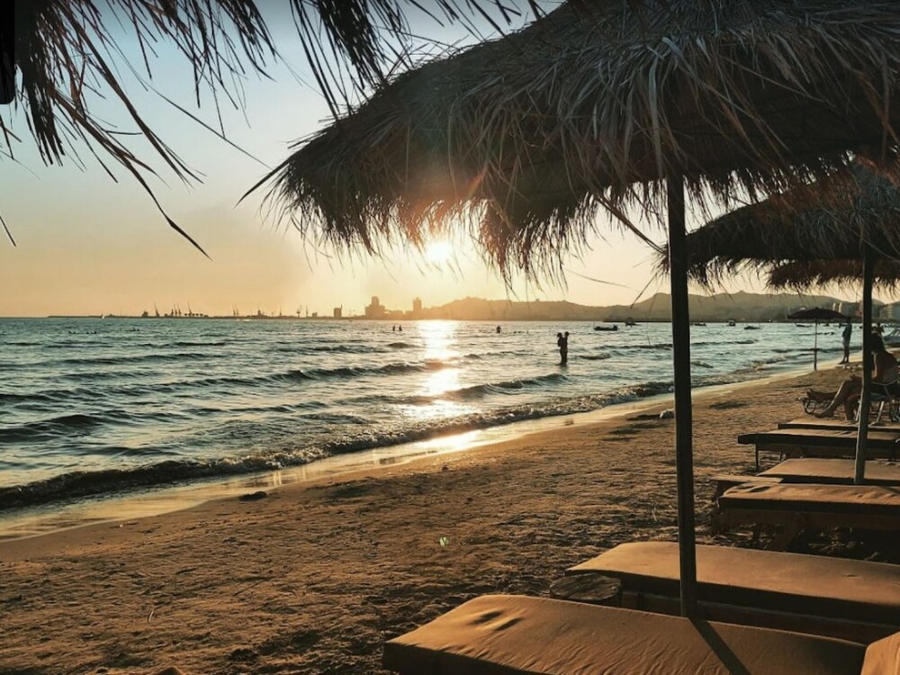 Apartment Shkëmbi i Kavajës Beach,
