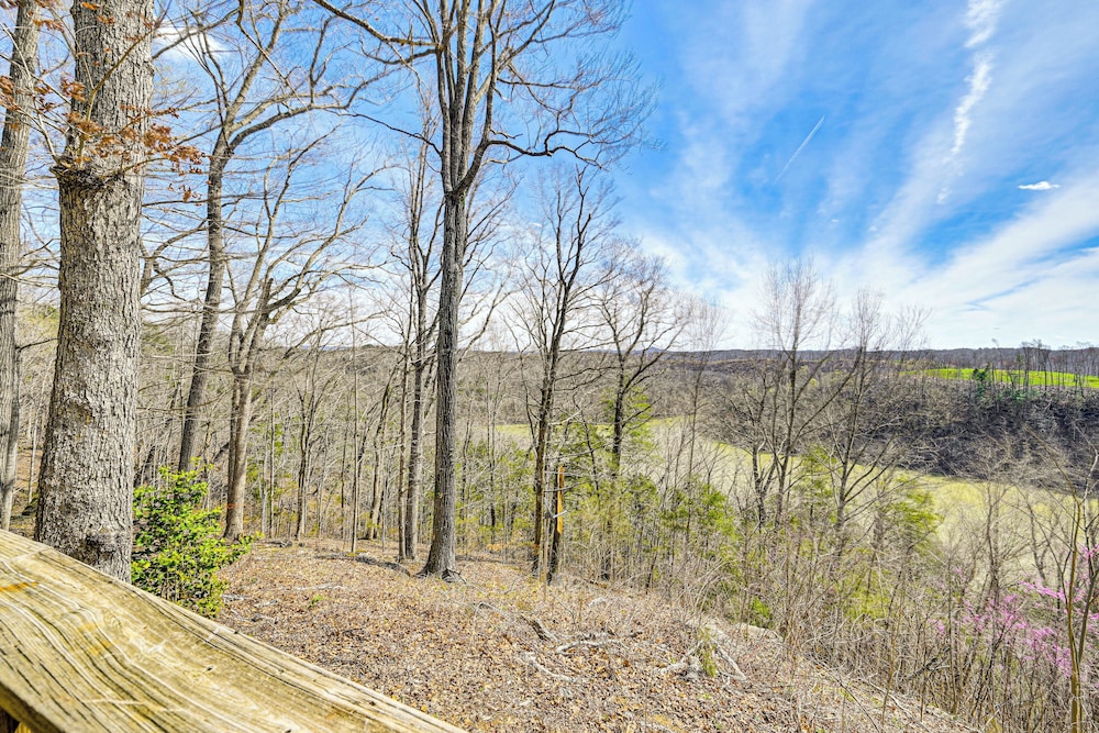 Water-view Deck: Home on Dale Hollow Lake