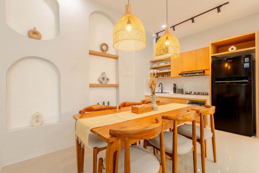 Stylish 3BR Villa La Greesa by OriVista