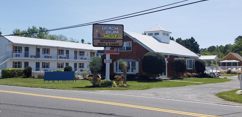 Beach Bum West-O Motel view 2