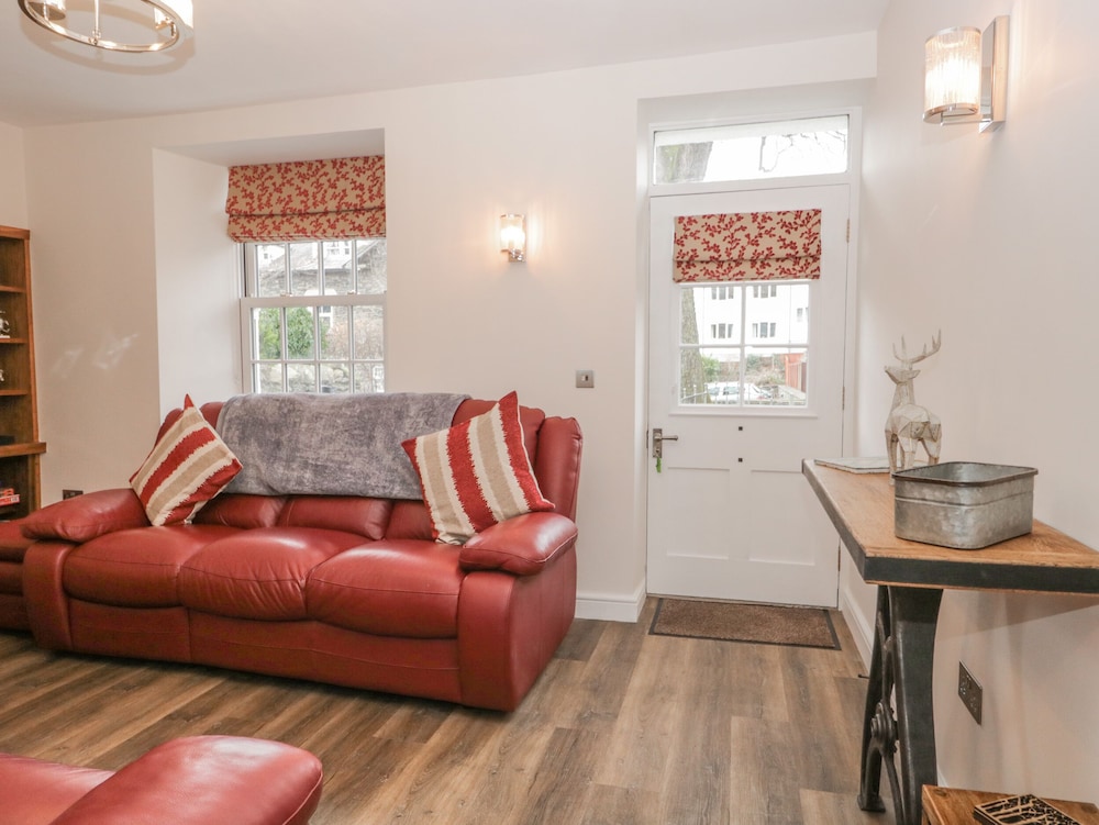 Oak Cottage