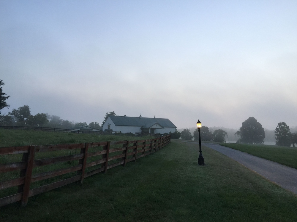 The B & B at Queenslake