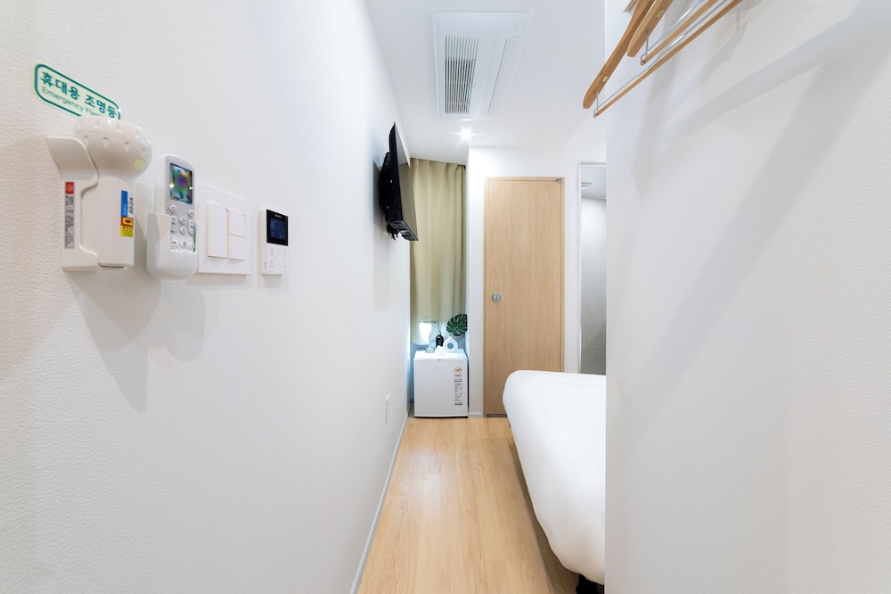 Hi Seoul Hostel Myungdong West