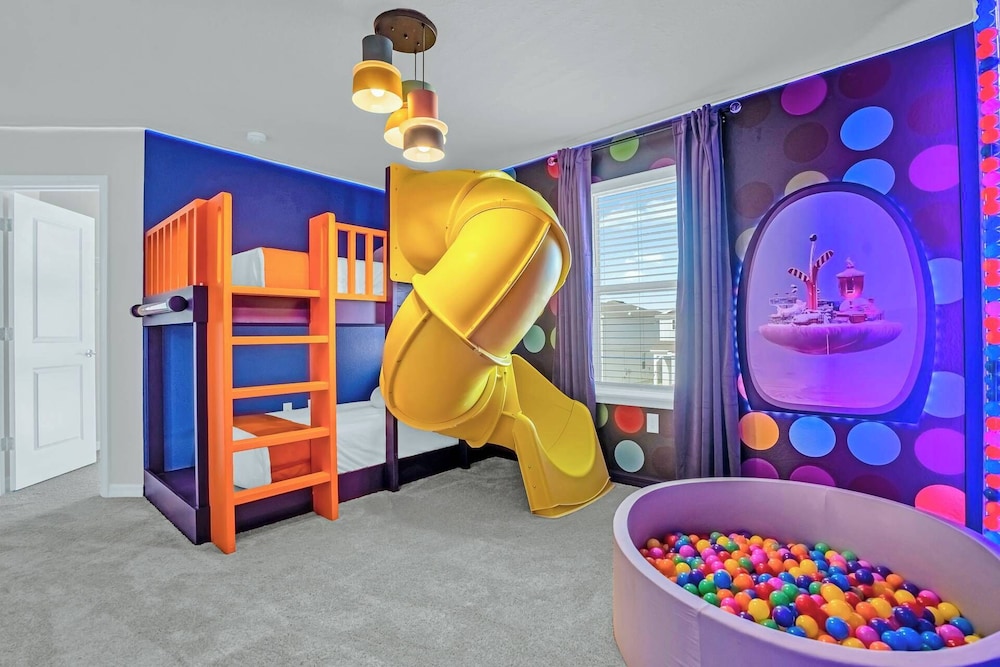 Upstay: Family Retreat w Pool, Cinema & Games Room