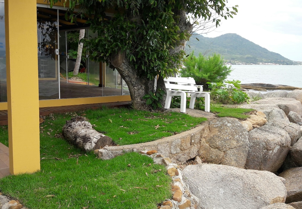 Pousada Prainha da Nina