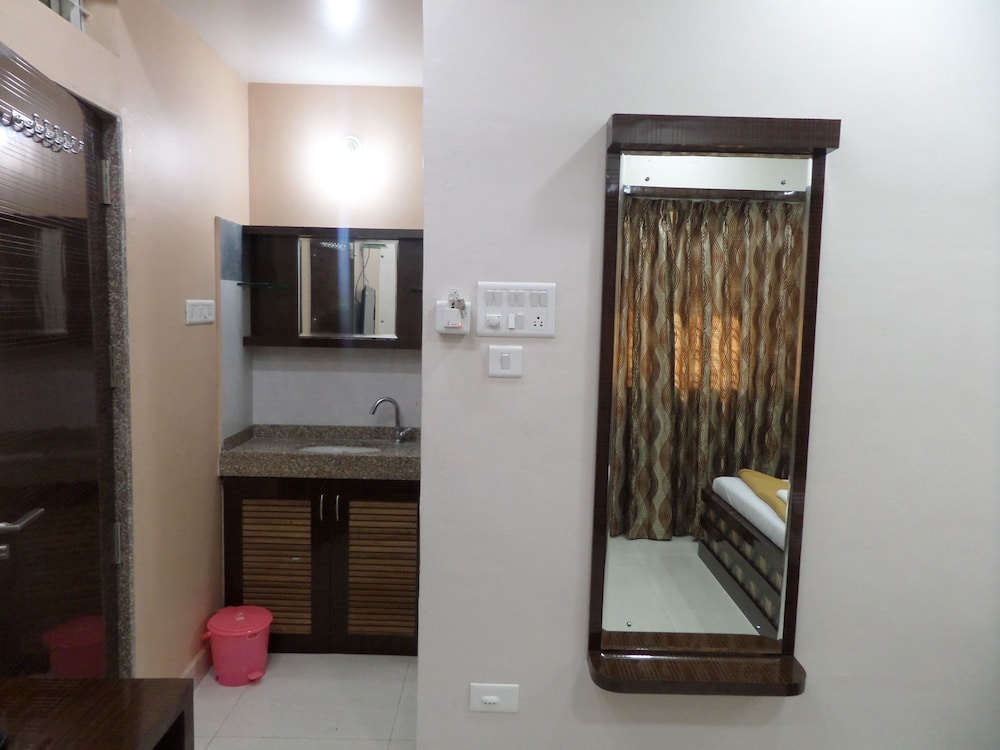Hotel Gandharv Garden
