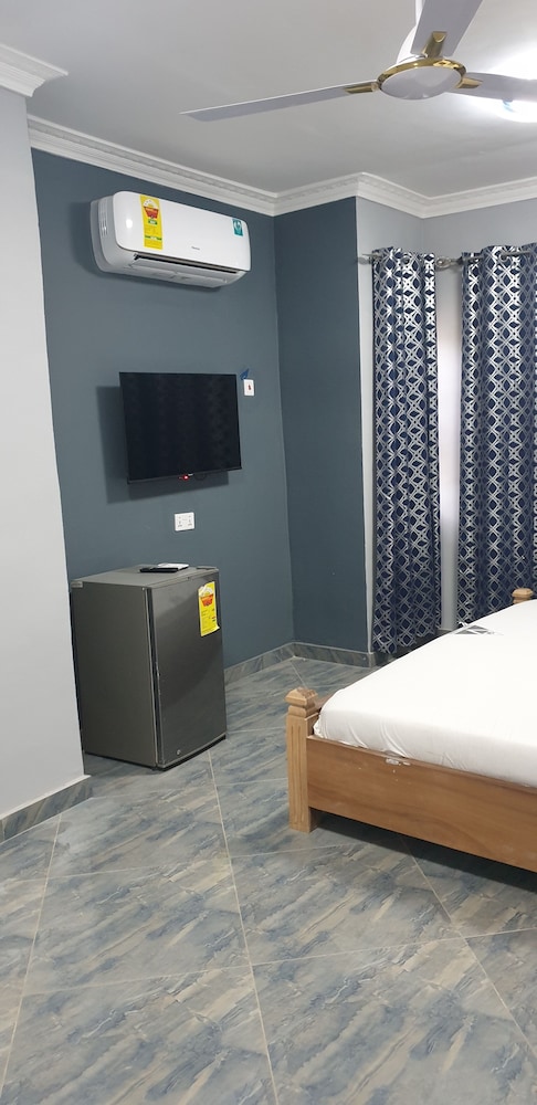 Royal Triangle Guest House