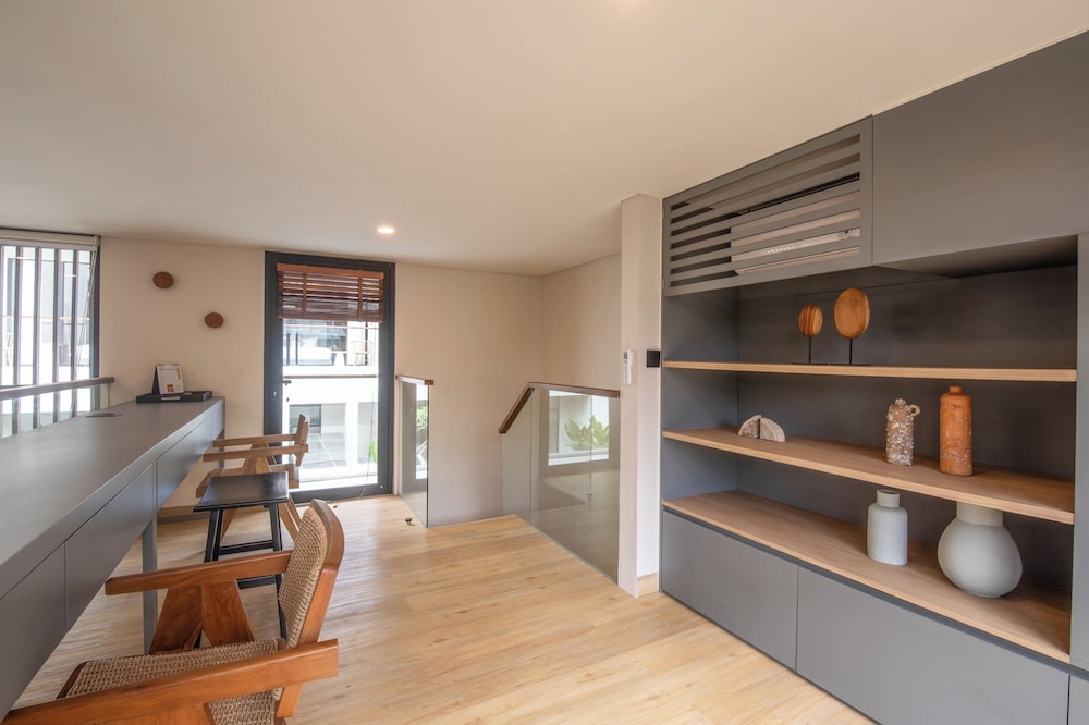 Elegant 3BR Escape Canggu AC 5min Shore