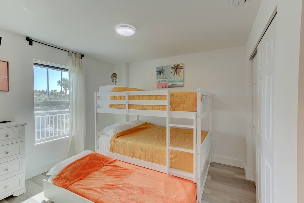 Boho Condo 3 3 Heated Pool
