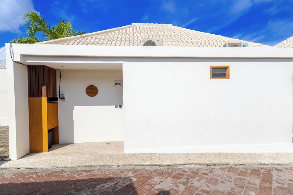 Villa Louna by Pertama Management