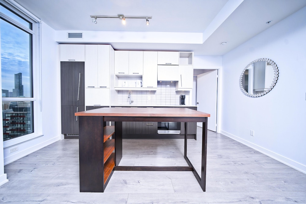 Grand Royal Condos- Downtown - Image 5