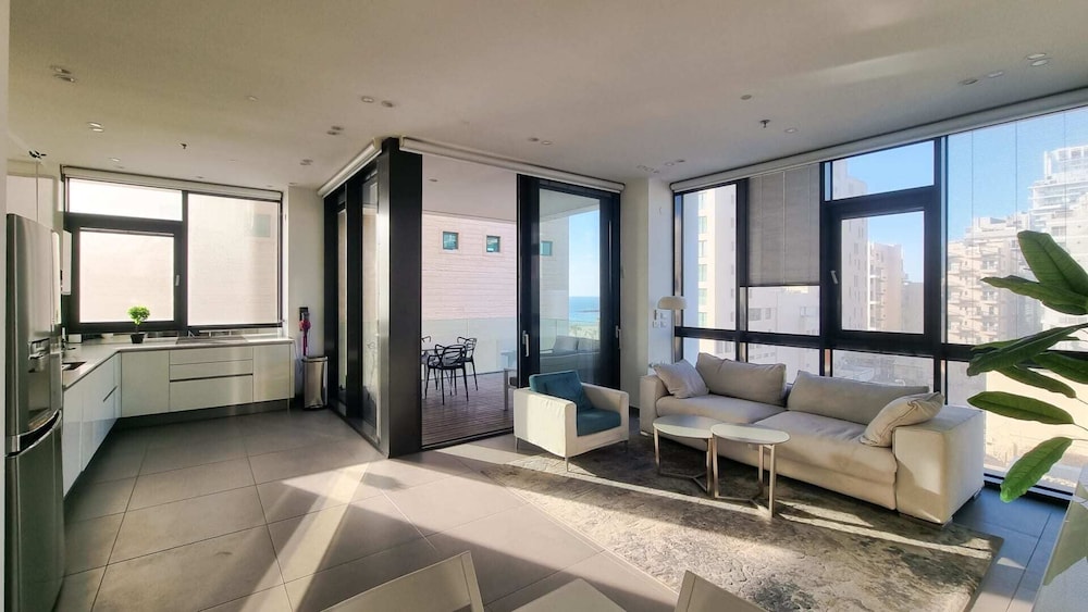 Hayarkon Royal in Tel Aviv-yafo