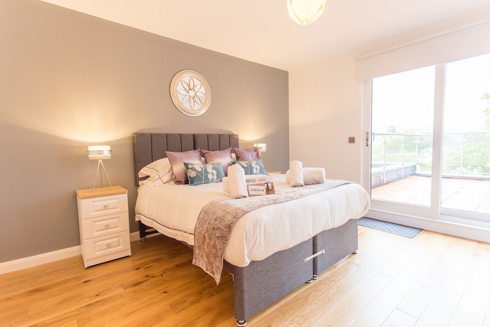 Oxford Vacations - Razia Apartments - Property Image 155