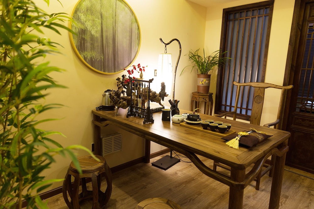 FTYS Hostel