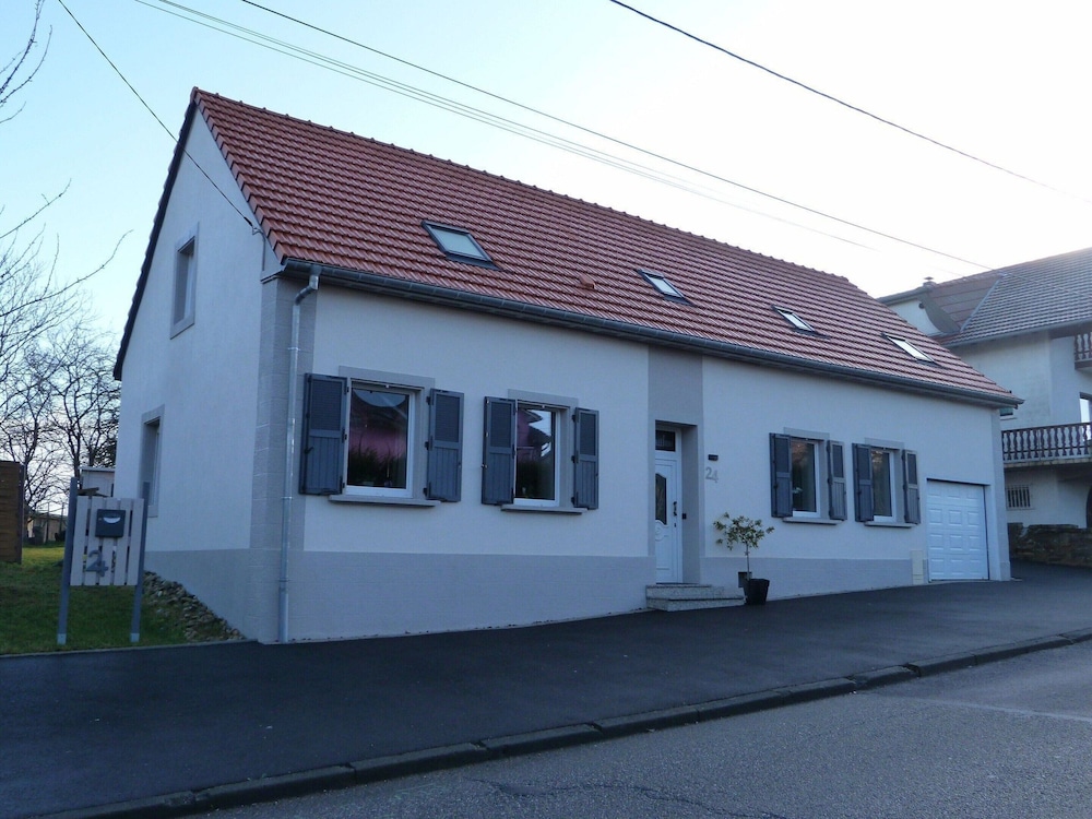 Spacious Stay in Lemberg photo 3