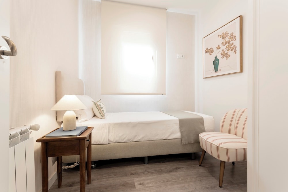 Exclusive 4BD Apartment. Abada