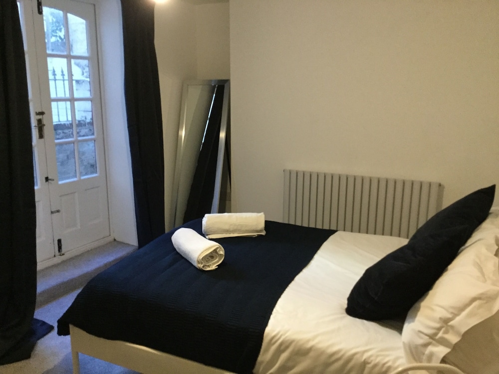 Albert Terrace view 3