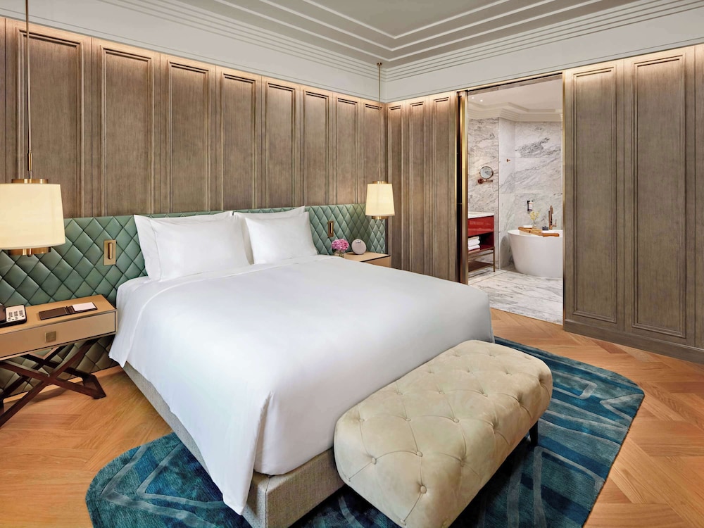 Mövenpick Hotel Hanoi Centre 6
