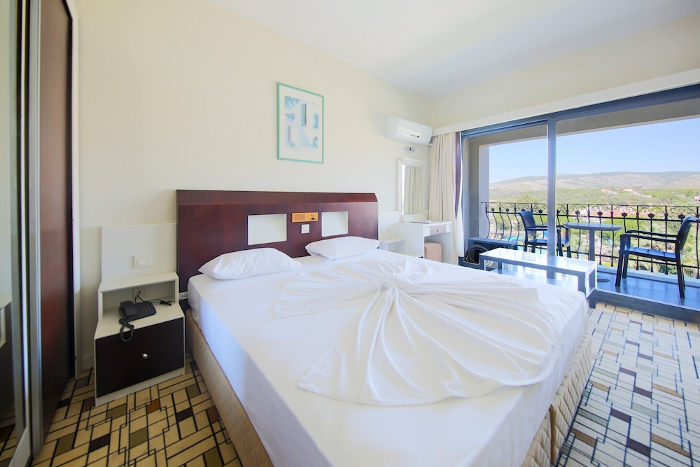 Sibyl Hotel Erythrai by Muup-All Inclusive