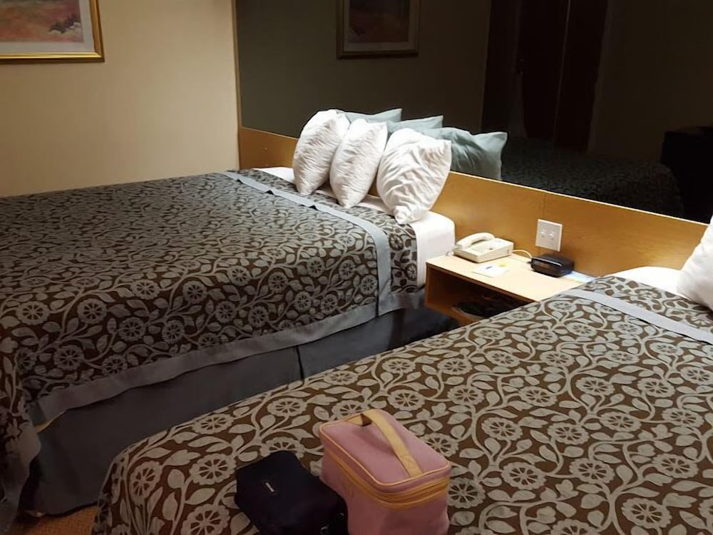 Sturbridge Hotel view 3