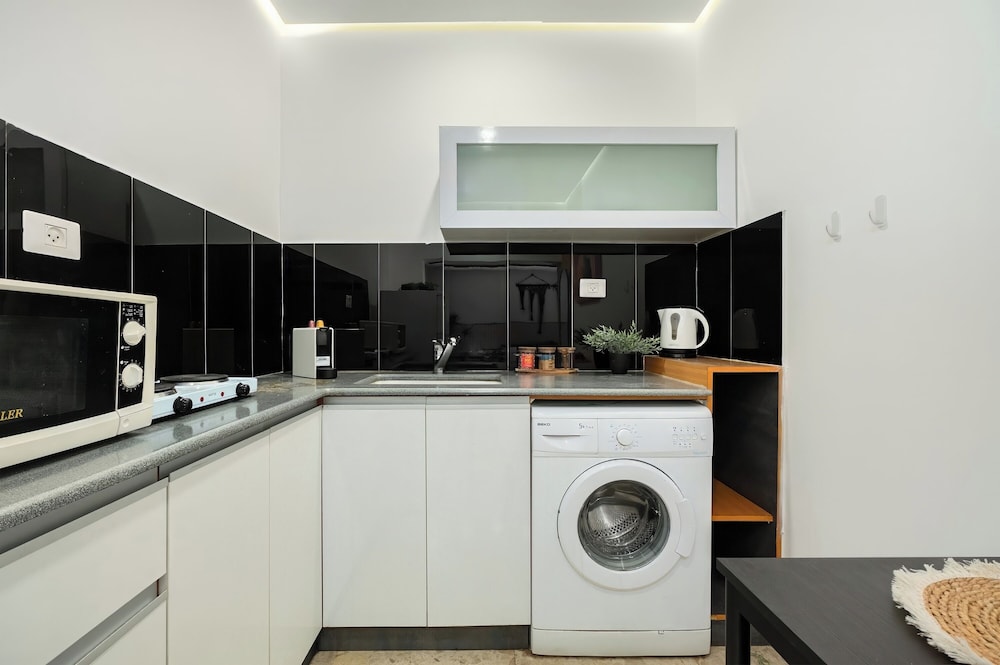 Royal Park Apt Resort by Sea N Rent