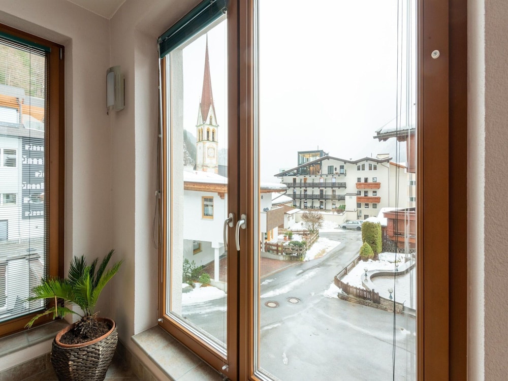 Apartment in Langenfeld With Infrared Sauna