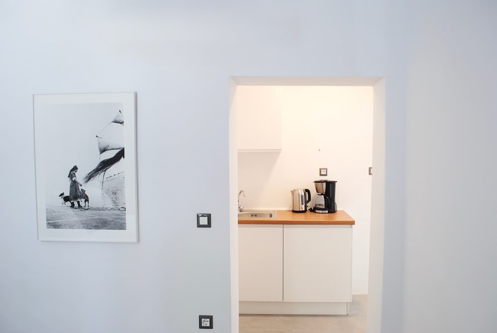 Athens Residence - Cozy Nest Near Acropolis