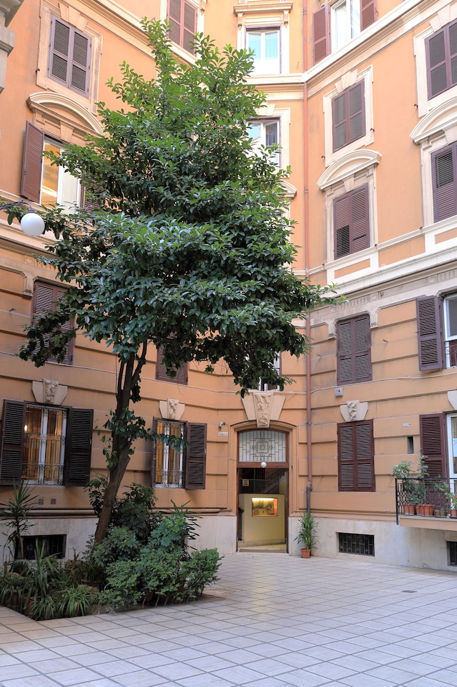 Mirko Luxury Inn