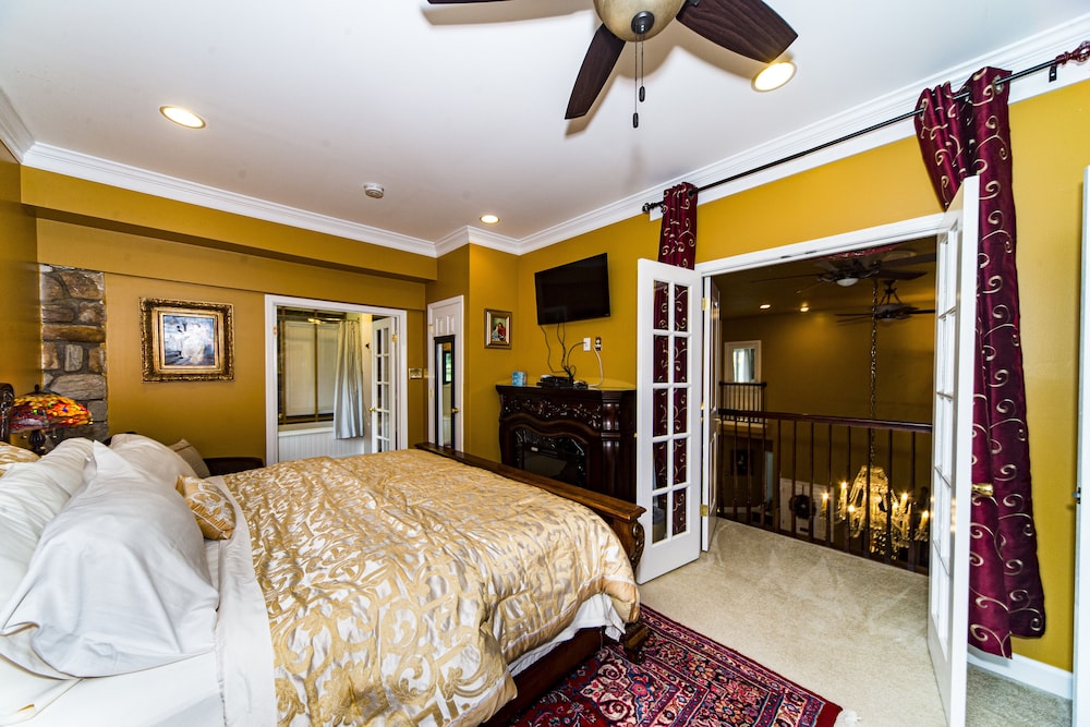 Stone Manor Boutique Inn - Property Image 61