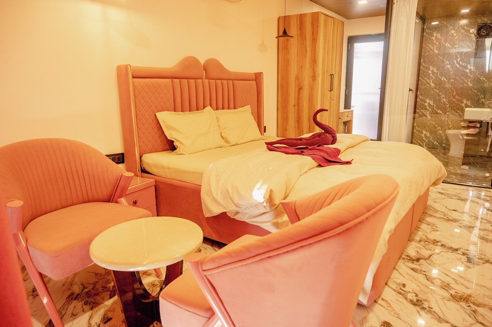 Coco 7 Beach Resort