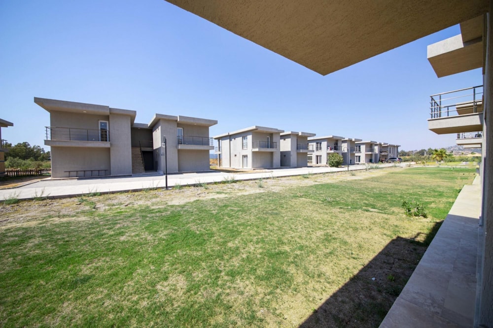 Charming House With Shared Pool in Milas view 3