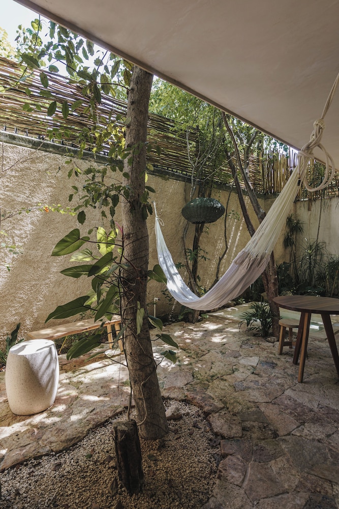 TEVA TULUM