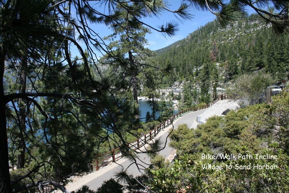 Lake Tahoe Vacations - Ski Lake Lodge 3 Bedroom Home by RedAwning - Property Image 15