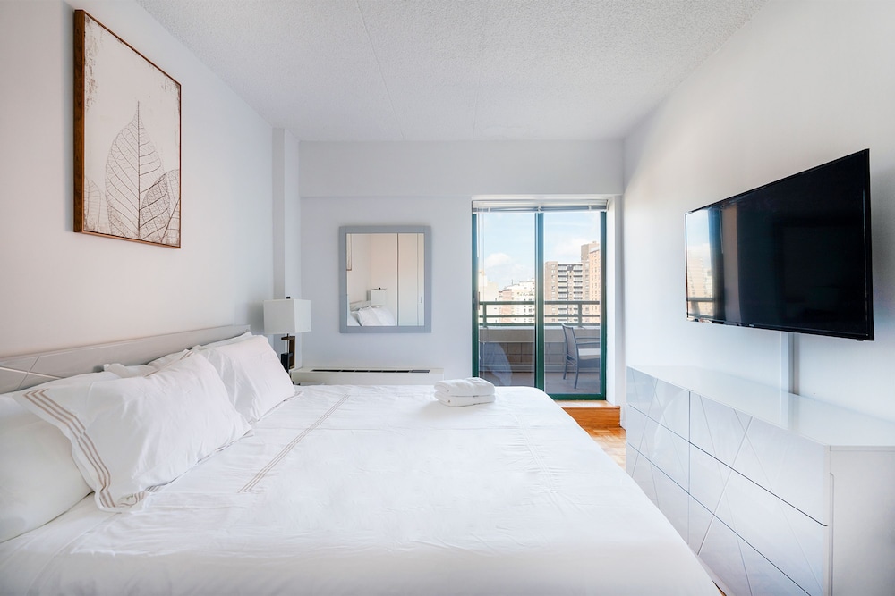 Sunny 3 BR 3 Bath Apt With Large Balcony