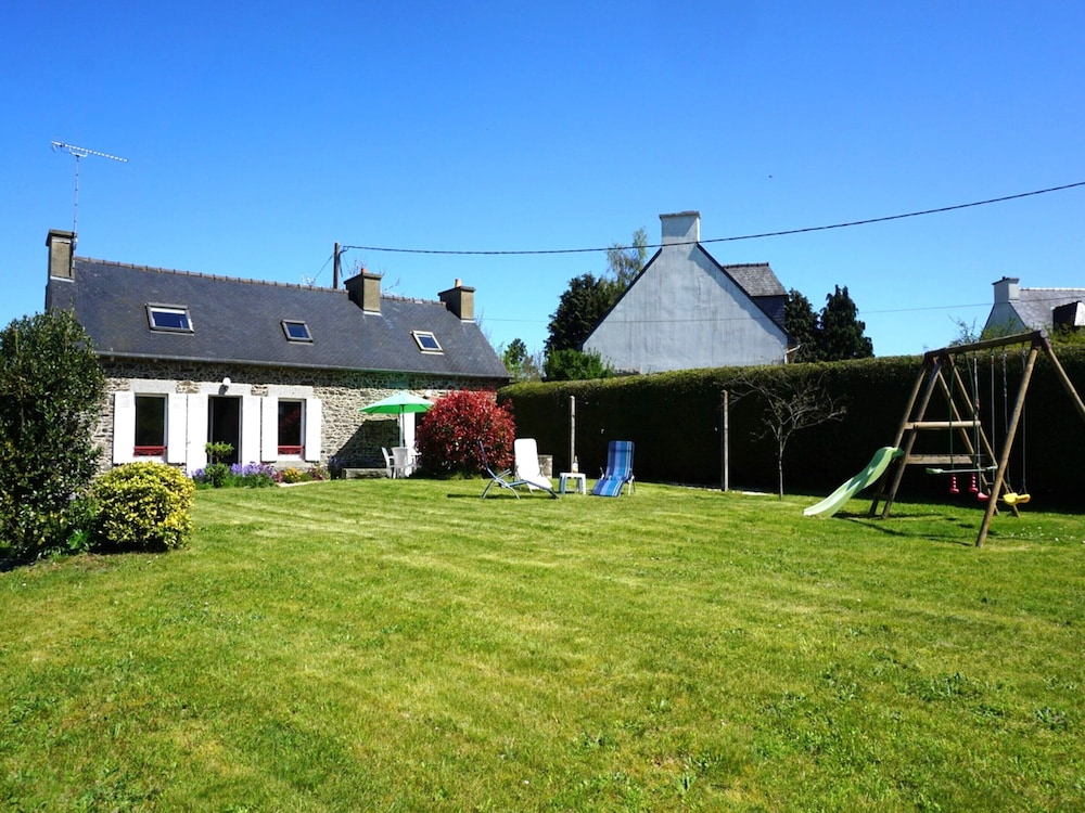 Charming Breton House Near Petit Havre Beach