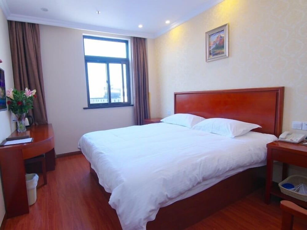 GreenTree Inn ChangZhou East DongFang Road HengNai Logistics Park Express Hotel