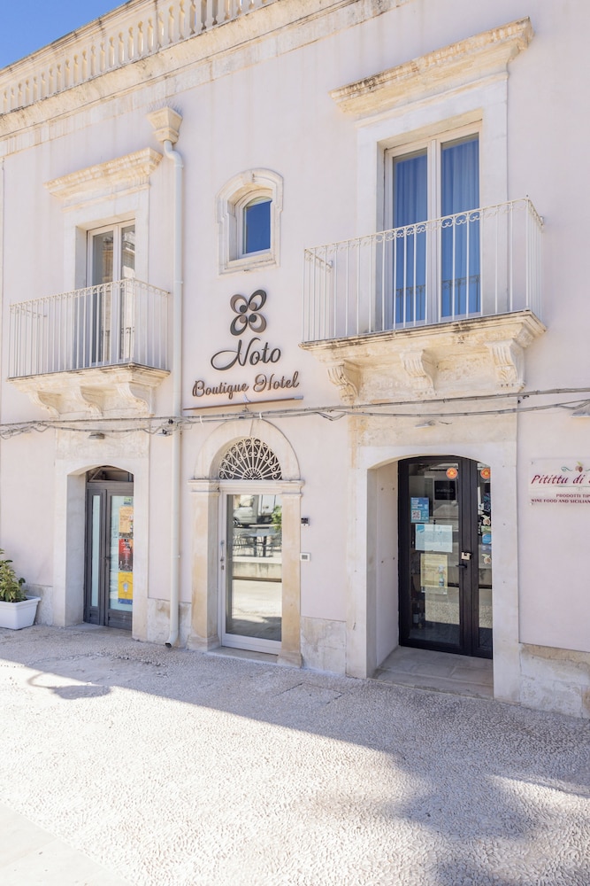 Noto Boutique Hotel